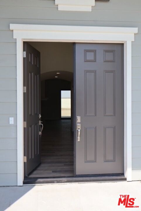 3719 Pathway Court, Bakersfield CA: https://media.crmls.org/mediaz/22dcaae8-666a-4cb7-86fd-4769c17cd251.jpg