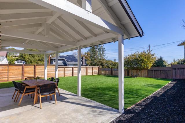 3845 East Lake Way, Redwood City CA: https://media.crmls.org/mediaz/22dd1494-53df-47c0-bdb0-996fe493005c.jpg