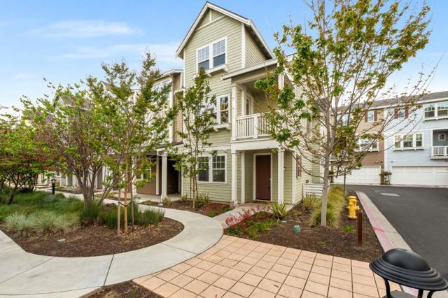 111 Orbit Way, Mountain View CA: https://media.crmls.org/mediaz/22dd14b1-c7d3-4b5a-958e-494f03cc0c6a.jpg