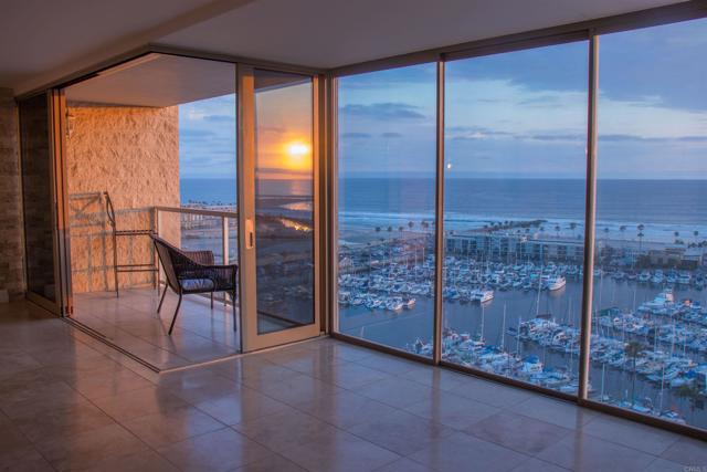 1200 N Harbor Drive, Oceanside CA: https://media.crmls.org/mediaz/22dda18d-ad9e-4c5b-8335-bc306b028725.jpg