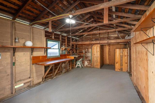 1411 Sanchez Avenue, Burlingame CA: https://media.crmls.org/mediaz/22ddf947-cf2f-4c9d-b54f-90faa44af1b6.jpg