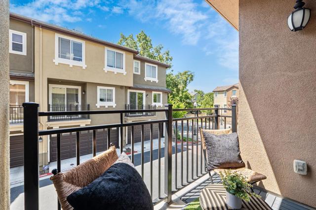 1180 Glin Terrace, Sunnyvale CA: https://media.crmls.org/mediaz/22df6c47-1aff-4bab-9a22-d0e4e488a356.jpg