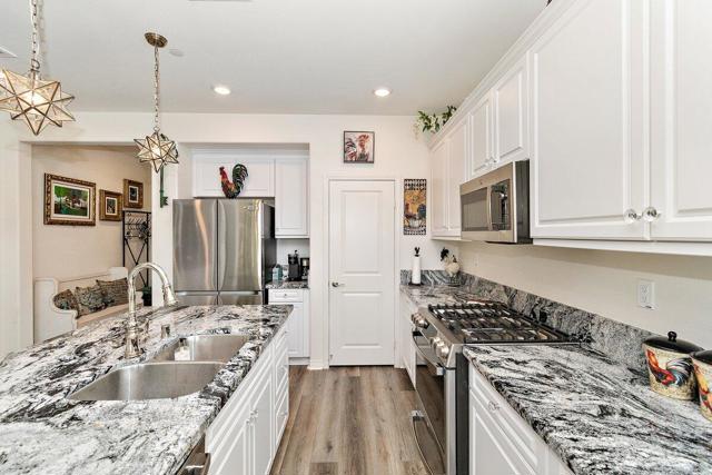 Image 4 of 47 For 85829 Burano Place