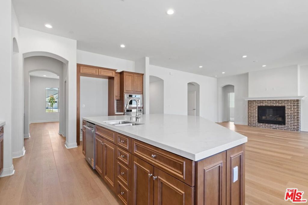 MLS #25619717 image #12