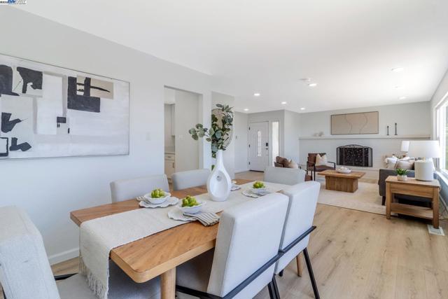 6919 Wilson Way, El Cerrito CA: https://media.crmls.org/mediaz/22e14a74-23e9-4e0e-8d7a-6097ff829be7.jpg