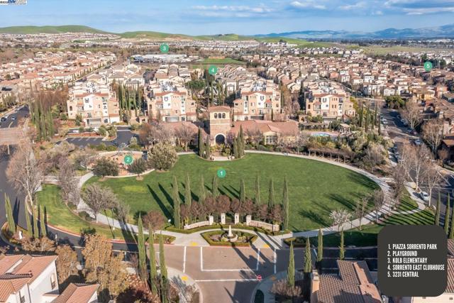 3231 Central Pkwy, Dublin CA: https://media.crmls.org/mediaz/22e1724a-6234-4ca2-a963-f0201ae9ea7f.jpg