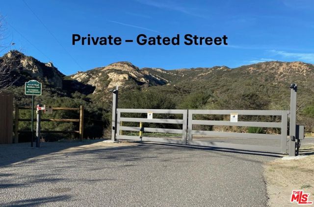 23629 Zuniga Road photo 8