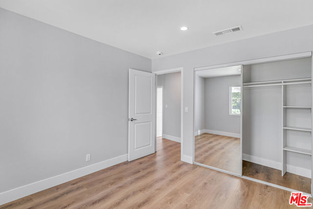 14139 Gault Street, Van Nuys CA: https://media.crmls.org/mediaz/22e23e77-3f67-4dd3-a36c-8178c1299be3.jpg