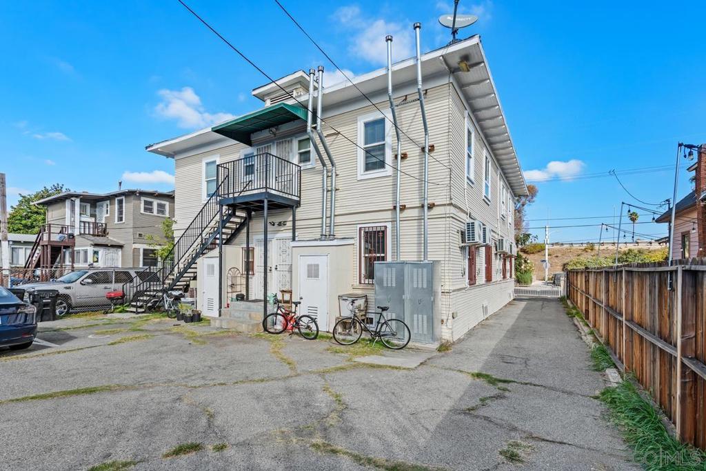 MLS #250042574SD image #6