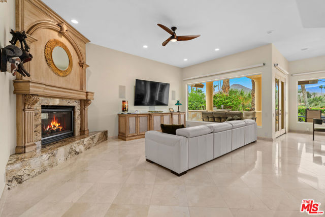 75653 Camino De Paco, Indian Wells CA: https://media.crmls.org/mediaz/22e70e47-232a-4848-93f1-c006a57448c6.jpg