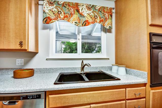 448 Kings Court, Campbell CA: https://media.crmls.org/mediaz/22e76c82-7fc6-450a-a09b-3a9ed144aea9.jpg