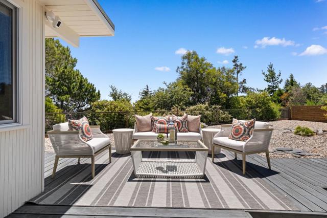 2989 Dolores Way, Burlingame CA: https://media.crmls.org/mediaz/22e7f370-03f8-437f-b6c3-578da4ab989e.jpg