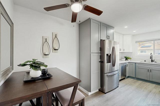 10220 Princess Sarit Way, Santee CA: https://media.crmls.org/mediaz/22e82667-a309-4128-82c8-dd37d17fabe1.jpg