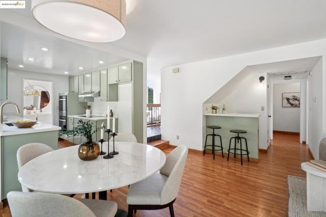 5821 Cold Water Dr, Castro Valley CA: https://media.crmls.org/mediaz/22e920ad-12a4-4e20-9fc7-c34cb432ad7d.jpg