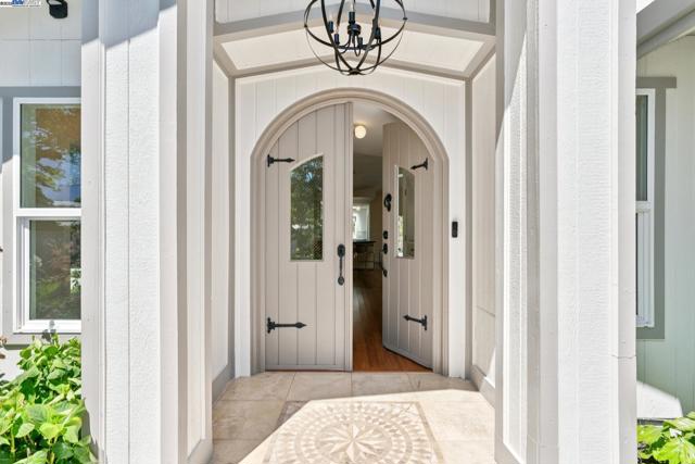 2643 Buena Vista Ave, Walnut Creek CA: https://media.crmls.org/mediaz/22e926ab-9948-4d13-b91f-e96df5e228d4.jpg