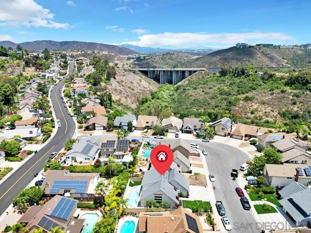 12452 Via Cabezon, San Diego CA: https://media.crmls.org/mediaz/22e9b499-cc91-443e-8045-8cebe9f996e6.jpg