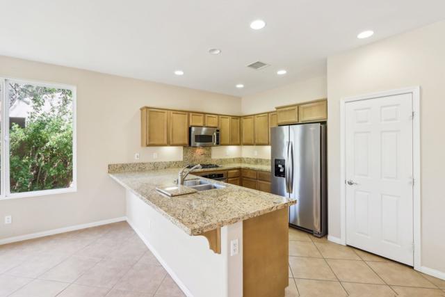 81772 Rustic Canyon Drive, La Quinta CA: https://media.crmls.org/mediaz/22eac7dc-3ba0-440f-8238-d649337c5954.jpg