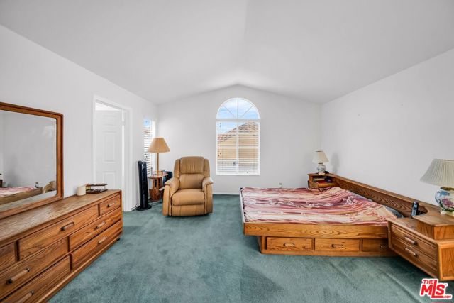 23234 Valerio Street, West Hills CA: https://media.crmls.org/mediaz/22ee1a2b-0062-4b7b-83b6-b68d6419cc7c.jpg
