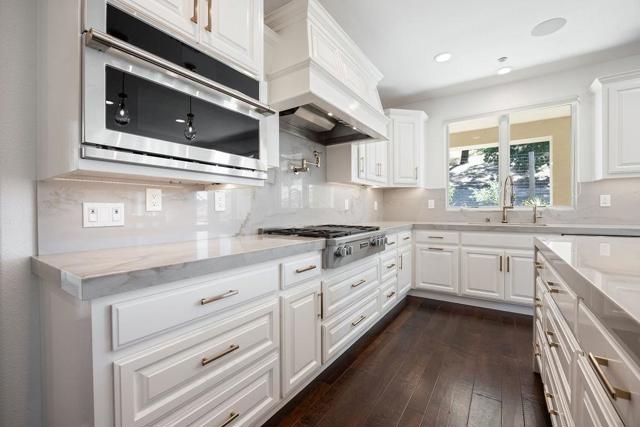 2953 Pebble Beach Circle, Fairfield CA: https://media.crmls.org/mediaz/22ef5c3f-8920-440d-bcb4-16dc045c8a78.jpg