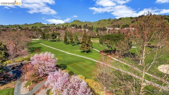 1156 Running Springs Rd., Walnut Creek CA: https://media.crmls.org/mediaz/22ef94ce-8ad5-4886-b5ba-86e23dcc0a5d.jpg