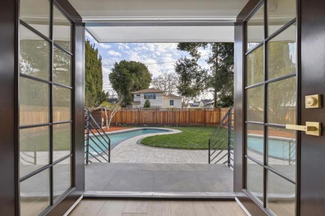 33 Seville Way, San Mateo CA: https://media.crmls.org/mediaz/22f0597c-f294-4888-a8f1-3da33600cad5.jpg