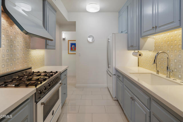 Detail Gallery Image 17 of 56 For 1105 S Orange Grove Bld, Pasadena,  CA 91105 - 3 Beds | 2/1 Baths