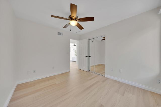 Home for Sale in Lakeside