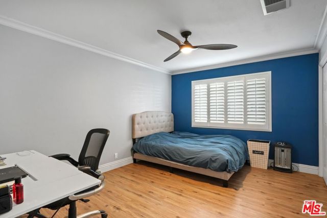 4631 W Avenue M8, Lancaster CA: https://media.crmls.org/mediaz/22f27f90-b63b-4edc-ace1-585be834cee2.jpg