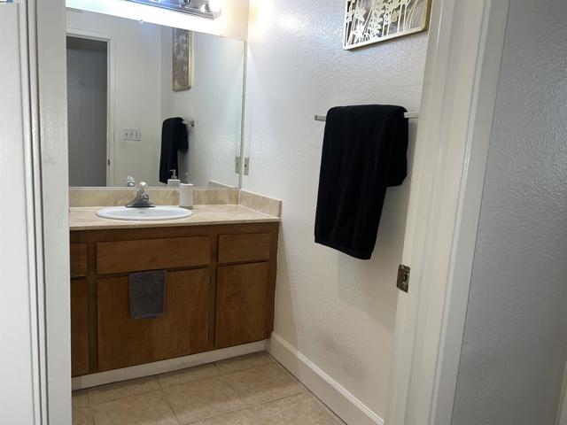 2121 Vale Rd, San Pablo CA: https://media.crmls.org/mediaz/22f297f4-f517-4475-8929-9d6a4c572d9a.jpg