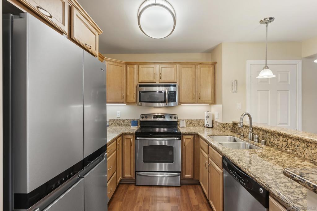 5252 Balboa Arms - photo 14