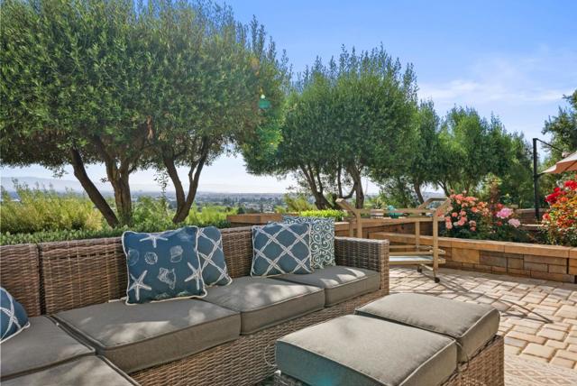 2589 Greenrock Road, Milpitas CA: https://media.crmls.org/mediaz/22f3fa08-066b-4b67-a5b2-24e7cd73af67.jpg