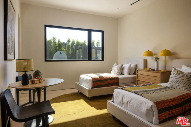 Drew Fenton | 16401 Mulholland Drive Los Angeles CA | MLS: 7706113