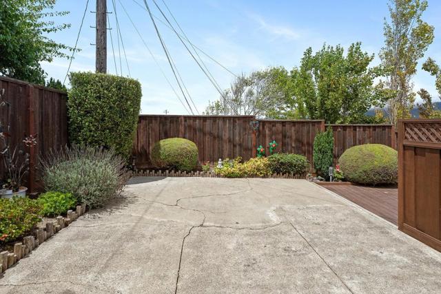 356 King Drive, South San Francisco CA: https://media.crmls.org/mediaz/22f85145-7262-4cca-9c4a-1051f79cedb7.jpg