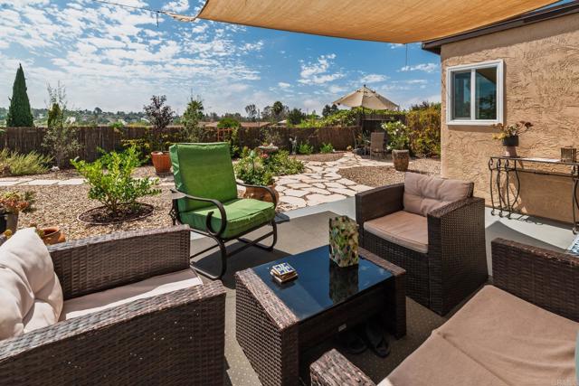 Detail Gallery Image 15 of 20 For 4543 Beverly Glen Dr, Oceanside,  CA 92056 - 2 Beds | 1 Baths