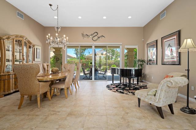 Image 8 of 28 For 78638 Sunrise Canyon Avenue