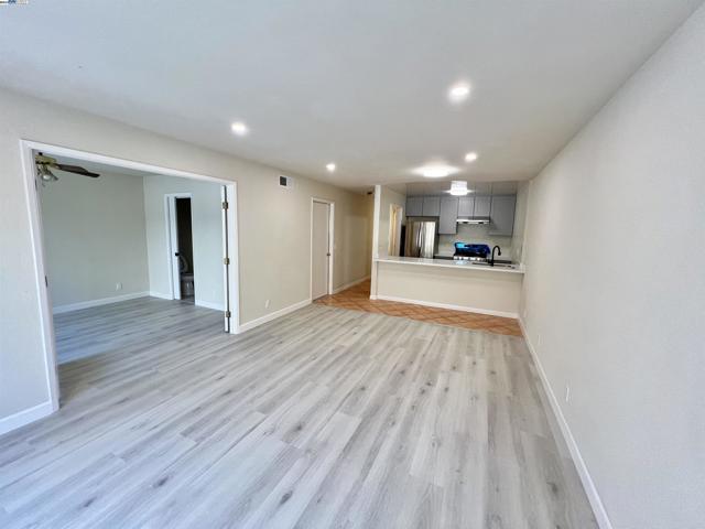 Image 3 of 21 For 2655 63rd Ave