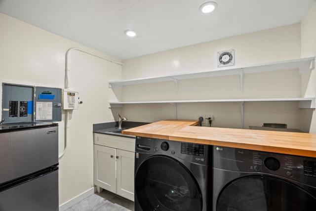 2222 Ocean Street, Santa Cruz CA: https://media.crmls.org/mediaz/22fbdf99-5a58-4c56-b129-29fd6a439e3c.jpg