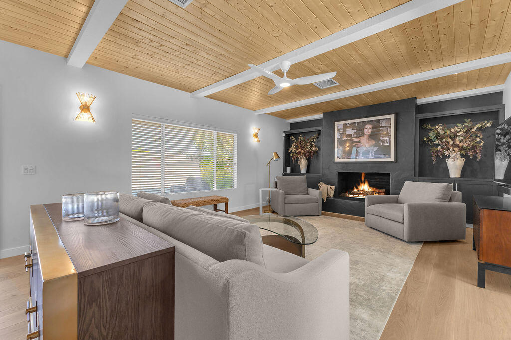 MLS #219139085DA image #9