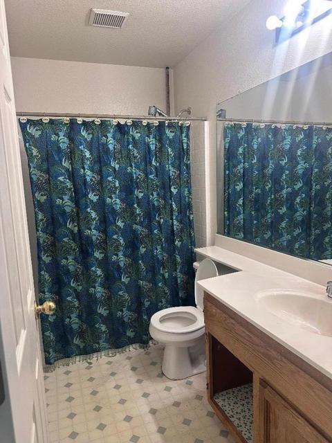 2382 Burgundy Way, Fairfield CA: https://media.crmls.org/mediaz/22fd91f5-a466-4214-934e-8714c3c09e14.jpg