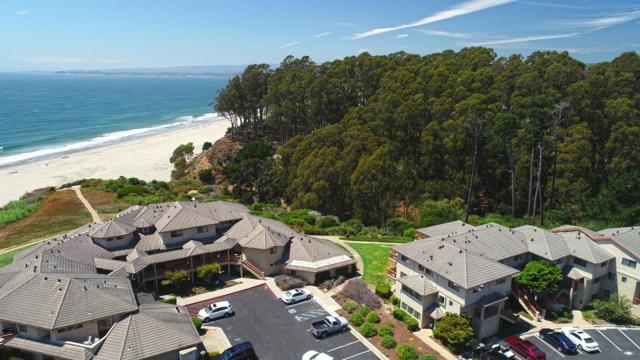 31 Seascape Resort Drive, Aptos CA: https://media.crmls.org/mediaz/22fecd33-5c4f-4b63-96ef-31063d7a9862.jpg