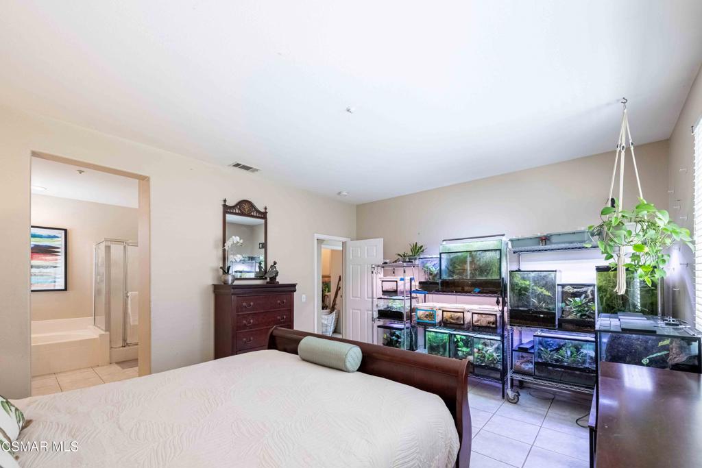 MLS #225003042 image #16