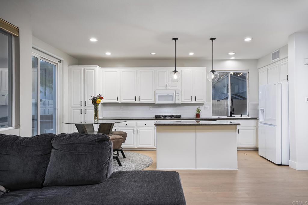 2950 Canyon Ave - photo 16