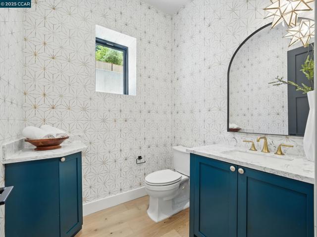 180 Castle Hill Ranch, Walnut Creek CA: https://media.crmls.org/mediaz/23005edc-3414-47be-b028-6beae1e8d74f.jpg