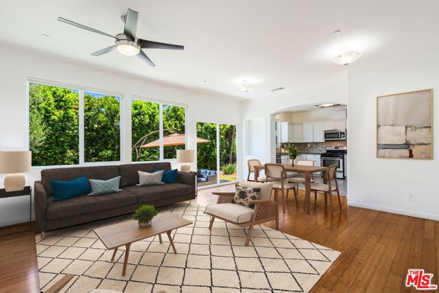 7050 Independence Avenue, Canoga Park CA: https://media.crmls.org/mediaz/2300953b-3b05-481c-b55f-3599040edd5b.jpg