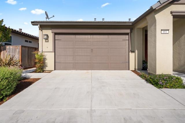 681 Segovia Drive, Hollister CA: https://media.crmls.org/mediaz/2300b7c8-7aef-4045-9714-e279f93f3376.jpg