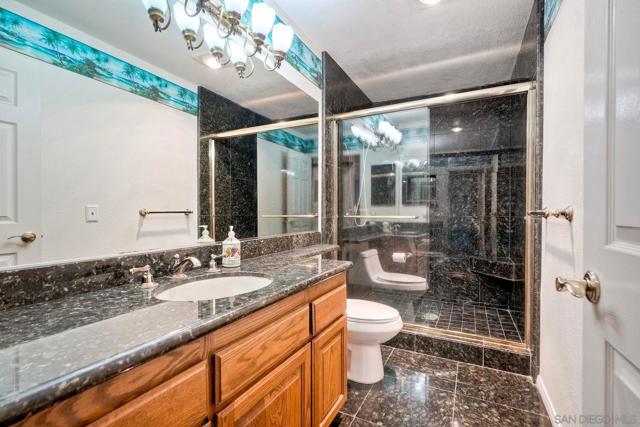 2183 Lundy Lake Dr, Escondido CA: https://media.crmls.org/mediaz/2301bea9-8c4c-4734-9ff1-247eb4e4cac3.jpg