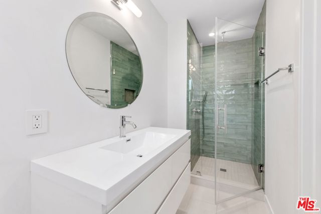 12763 Kling Street, Studio City CA: https://media.crmls.org/mediaz/2301c7db-bb4a-45d4-bd7d-a08fb5ae297d.jpg