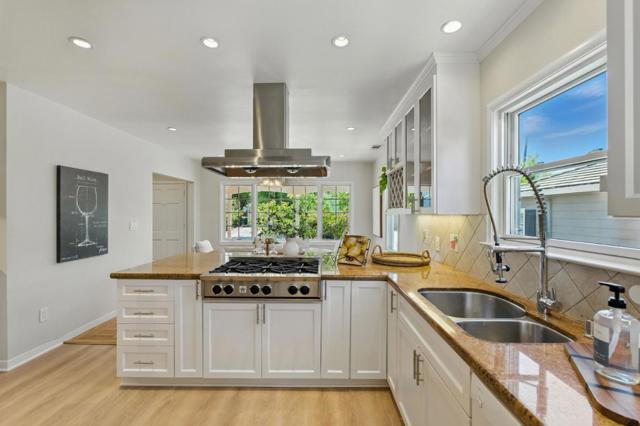 1513 Oak Street, San Mateo CA: https://media.crmls.org/mediaz/23023bff-cadd-450d-be81-25e8f948fb68.jpg