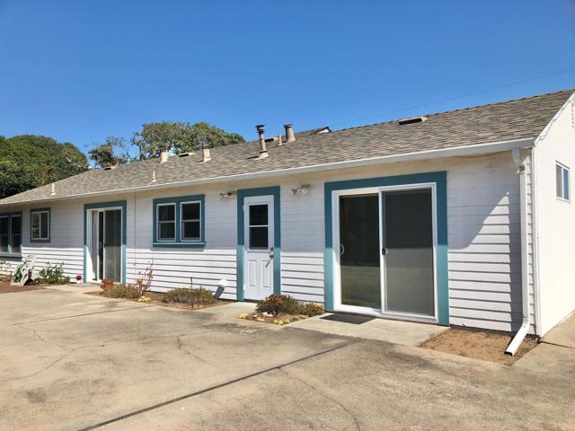 17 Saucito Avenue, Del Rey Oaks CA: https://media.crmls.org/mediaz/2302f083-bbab-4cac-9272-1c7d5166a536.jpg