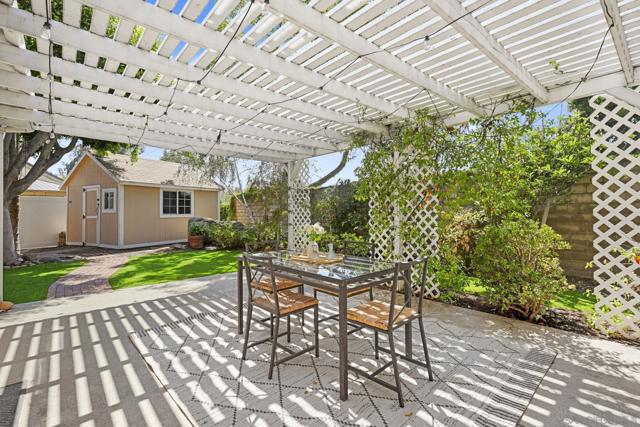 13250 Powers Ct, Poway CA: https://media.crmls.org/mediaz/230331c8-9038-4bed-9f98-c7e809e358b8.jpg